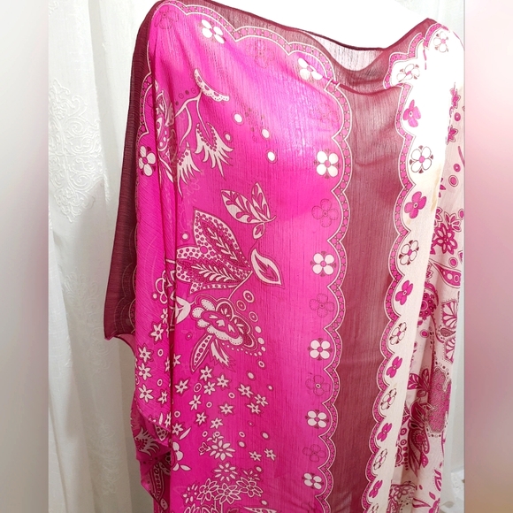 Caftan top.  One size fits all. - Picture 2 of 10